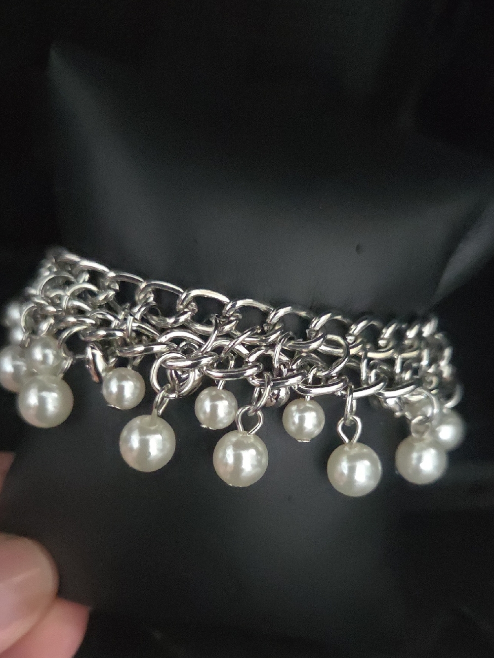 Paparazzi Duchess Diva White Bracelet NWT